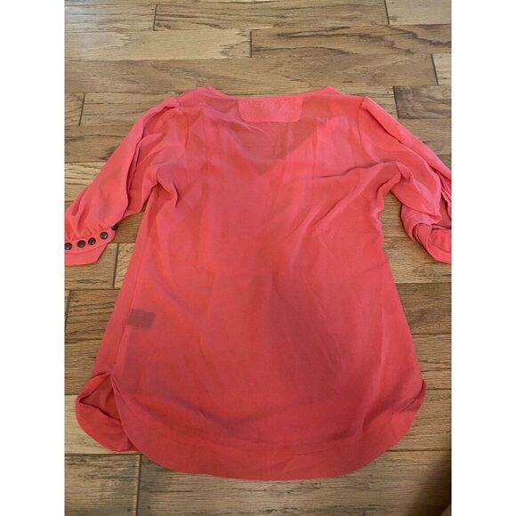 Angie Women's sheer Coral Blouse With Studded Front v-neck & 3/4 Sleeves Small - Picture 9 of 9